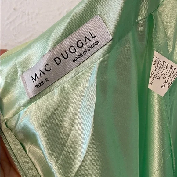 NWT Mac Duggal Light Green Maxi Dress Size 2 - Picture 7 of 8